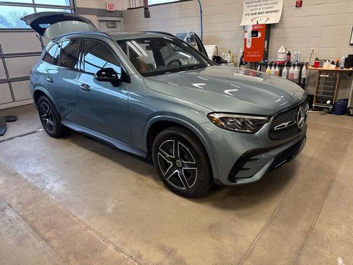 2025 Mercedes-Benz GLC 300 4MATIC