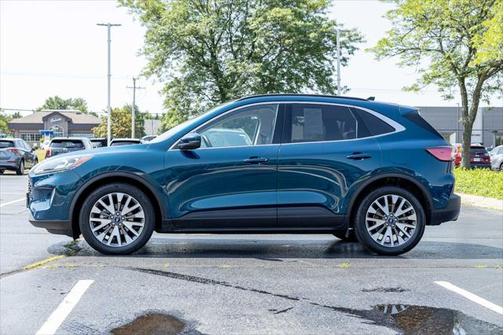 2020 Ford Escape Titanium