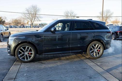 2023 Land Rover Range Rover Sport SE