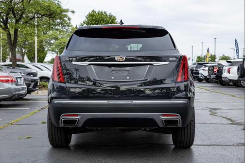 Manhattan Noir Metallic 2020 Cadillac XT5 Premium Luxury