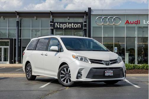 2019 Toyota Sienna XLE