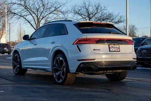 2023 Audi RS Q8 4.0T