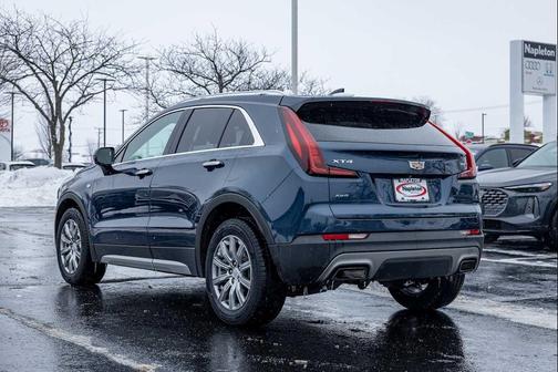 2020 Cadillac XT4 Premium Luxury