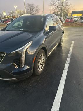 2020 Cadillac XT4 Premium Luxury