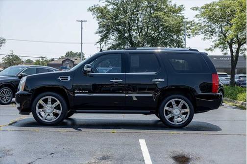2011 Cadillac Escalade Premium