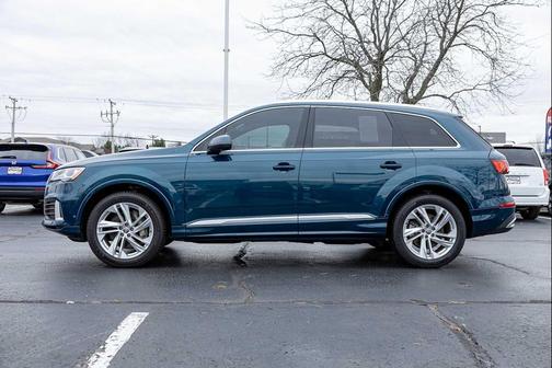 2020 Audi Q7 45 Premium Plus