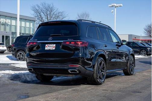 2025 Mercedes-Benz GLS 450 4MATIC