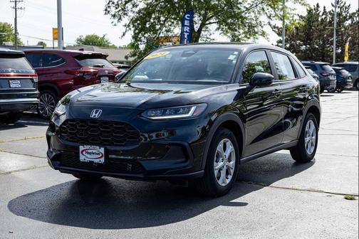 Crystal Black Pearl 2024 Honda HR-V LX