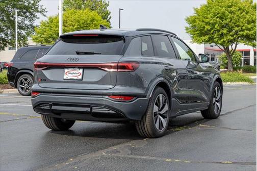 2025 Audi SQ6 e-tron Premium Plus quattro