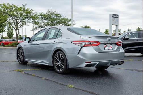 2018 Toyota Camry SE