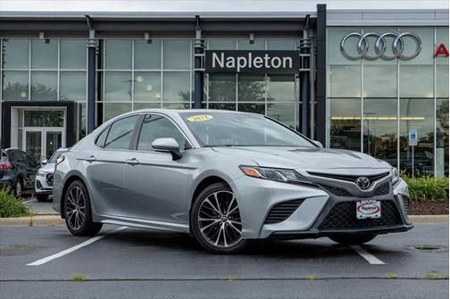 2018 Toyota Camry SE
