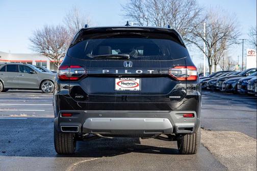 2026 Honda Pilot Touring 8-Passenger