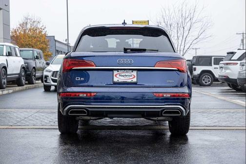 2022 Audi Q5 45 S line Premium Plus