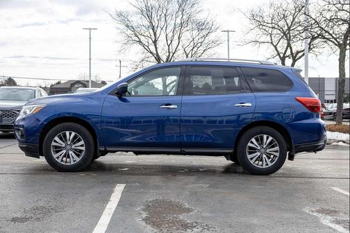 2019 Nissan Pathfinder S