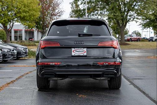 2024 Audi Q5 45 S line Premium Plus