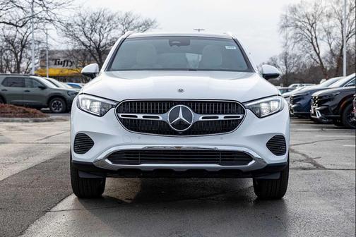2026 Mercedes-Benz GLC 300 4MATIC