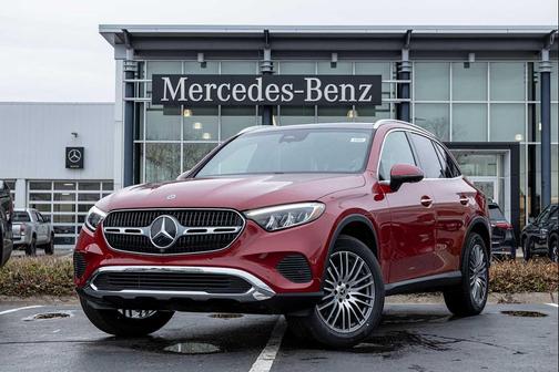 MANUFAKTUR Patagonia Red Metallic 2026 Mercedes-Benz GLC 300 4MATIC