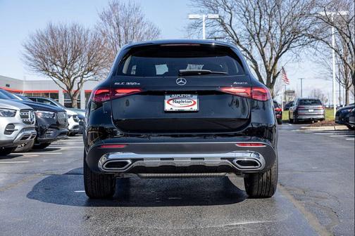 2025 Mercedes-Benz GLC 350e Base