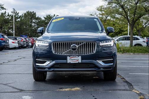 2021 Volvo XC90 Recharge Plug-In Hybrid T8 Inscription Expression 7 Passenger