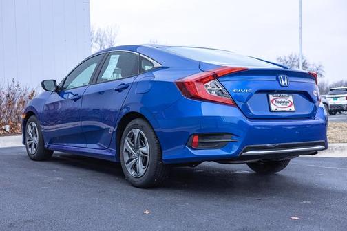 Photo 5 of 26 of 2019 Honda Civic LX