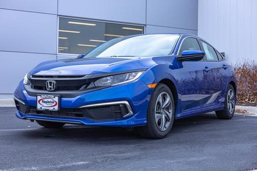 Photo 3 of 26 of 2019 Honda Civic LX