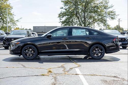2025 Honda Accord Sport SE 1.5T
