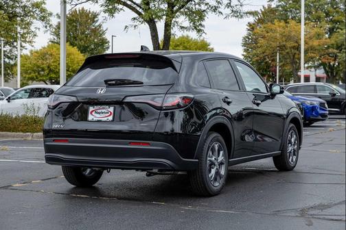 2026 Honda HR-V LX