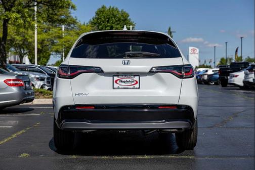 Platinum White Pearl 2027 Honda HR-V EX-L
