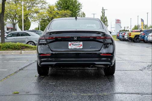 Crystal Black Pearl 2026 Honda Accord Hybrid Sport