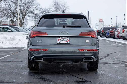 2023 Audi Q5 45 S line Premium Plus
