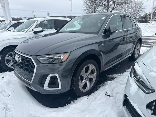 2023 Audi Q5 45 S line Premium Plus