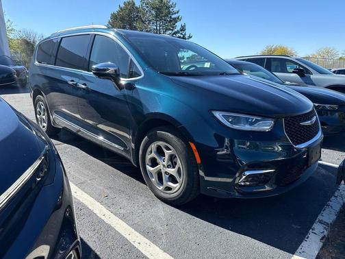2023 Chrysler Pacifica Limited