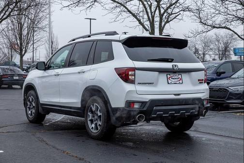 2022 Honda Passport AWD TrailSport