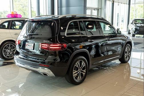 2025 Mercedes-Benz GLB 250 4MATIC