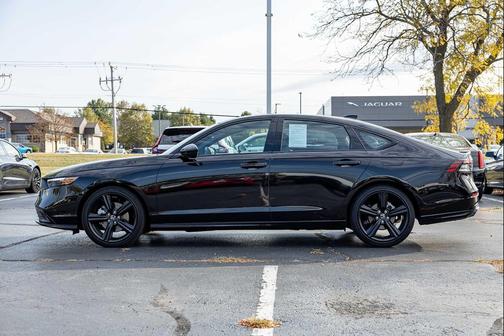 2025 Honda Accord Hybrid Base