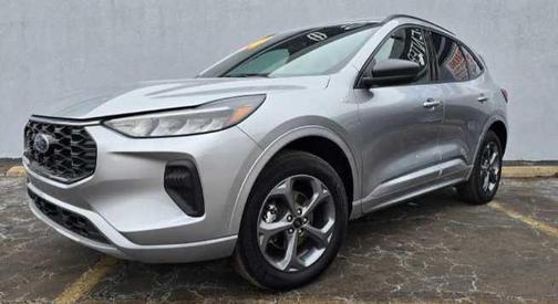 Iconic Silver Metallic 2024 Ford Escape ST-Line