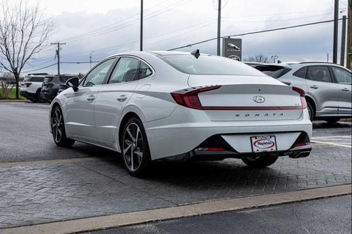 2022 Hyundai SONATA SEL Plus