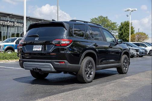 2025 Honda Pilot TrailSport