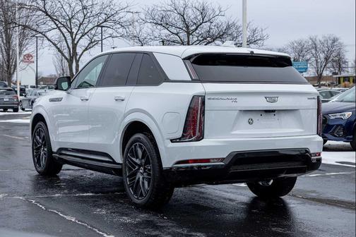 2025 Cadillac Escalade IQ Sport 2