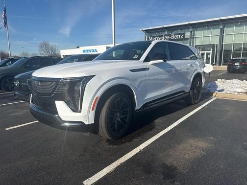 2025 Cadillac Escalade IQ Sport 2