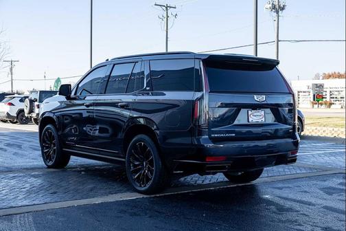 2022 Cadillac Escalade Sport Platinum