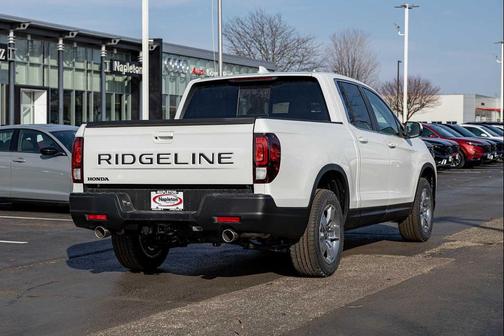 Platinum White Pearl 2026 Honda Ridgeline RTL