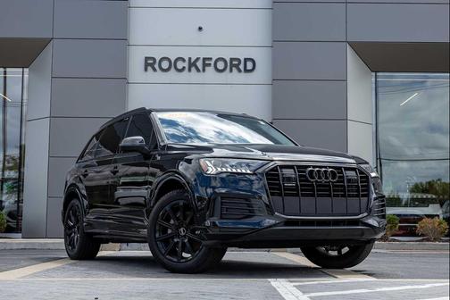 Mythos Black Metallic 2024 Audi Q7 45 Premium Plus