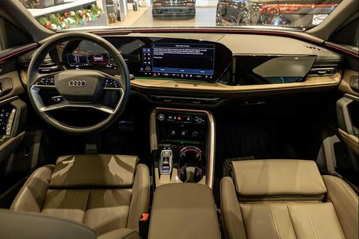 2025 Audi Q5 Premium Plus TFSI quattro S tronic