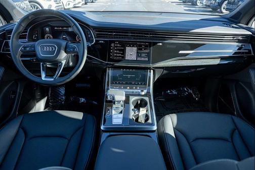 2026 Audi Q7 55 Premium Plus