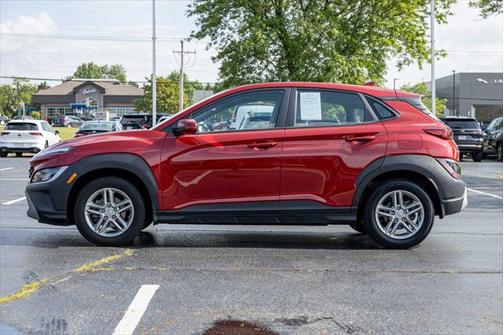 2022 Hyundai KONA SE