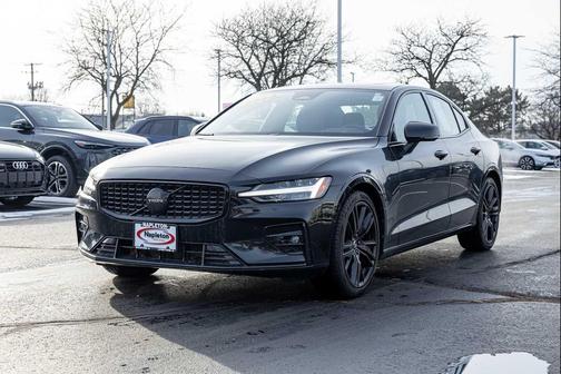 2023 Volvo S60 B5 Plus Black Edition