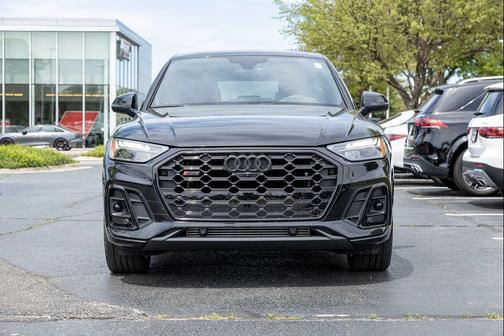 Mythos Black Metallic 2023 Audi SQ5 3.0T Premium Plus