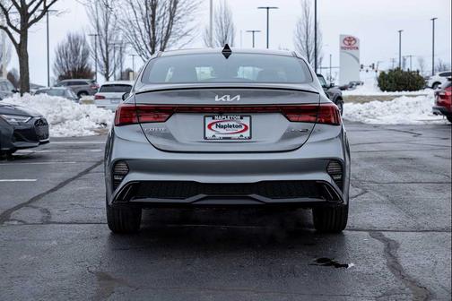 2022 Kia Forte GT-Line