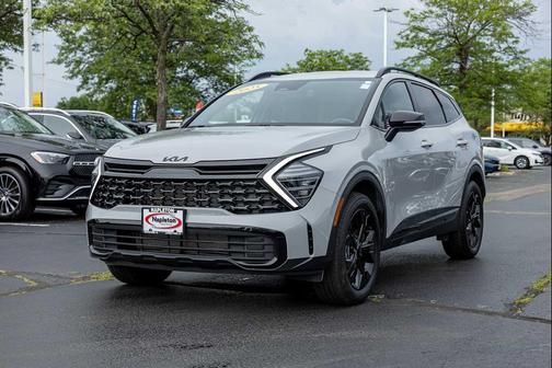Wolf Gray 2025 Kia Sportage X-Line